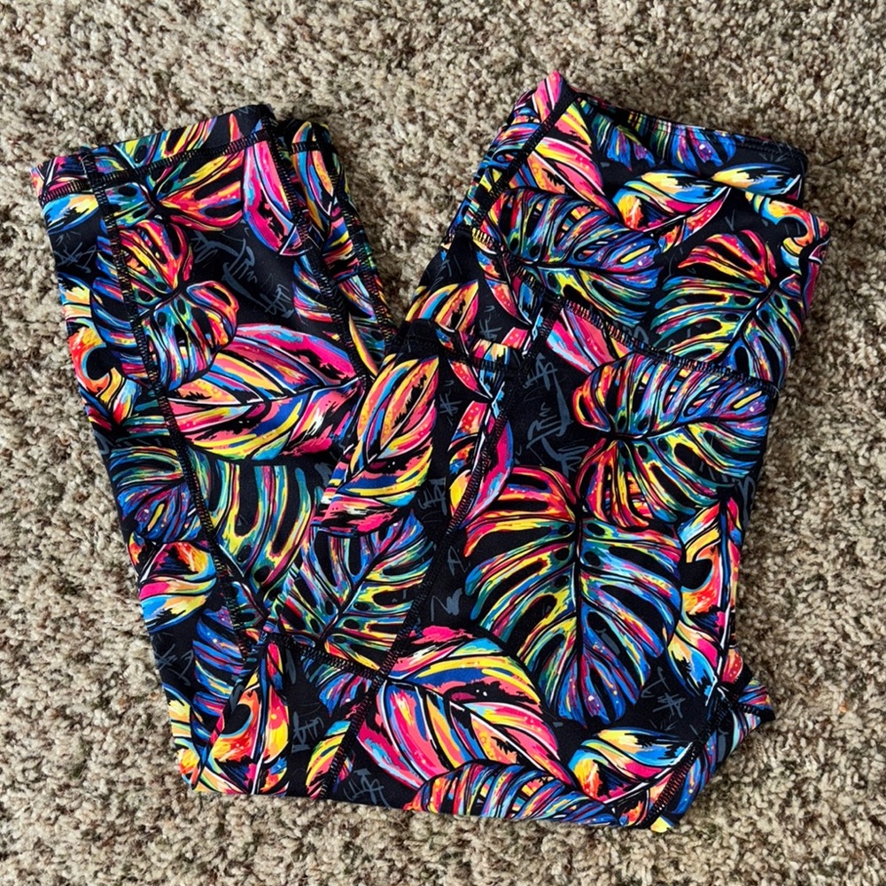 Constantly Varied Gear capri leggings